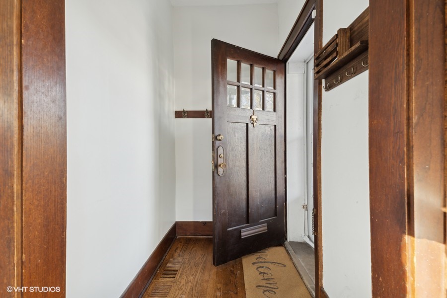 2133 W 108th Place
