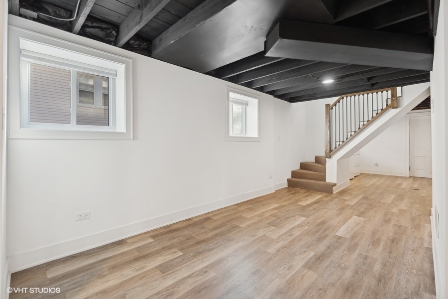 2133 W 108th Place