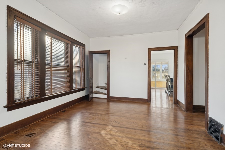 2133 W 108th Place