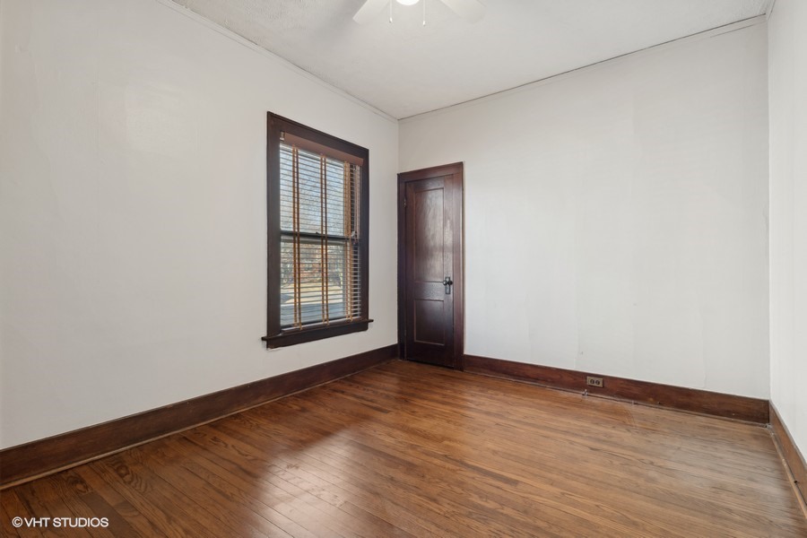 2133 W 108th Place