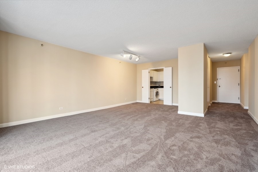 10 E ONTARIO Street Unit: 4103