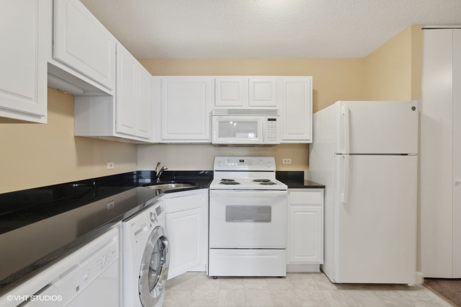 10 E ONTARIO Street Unit: 4103