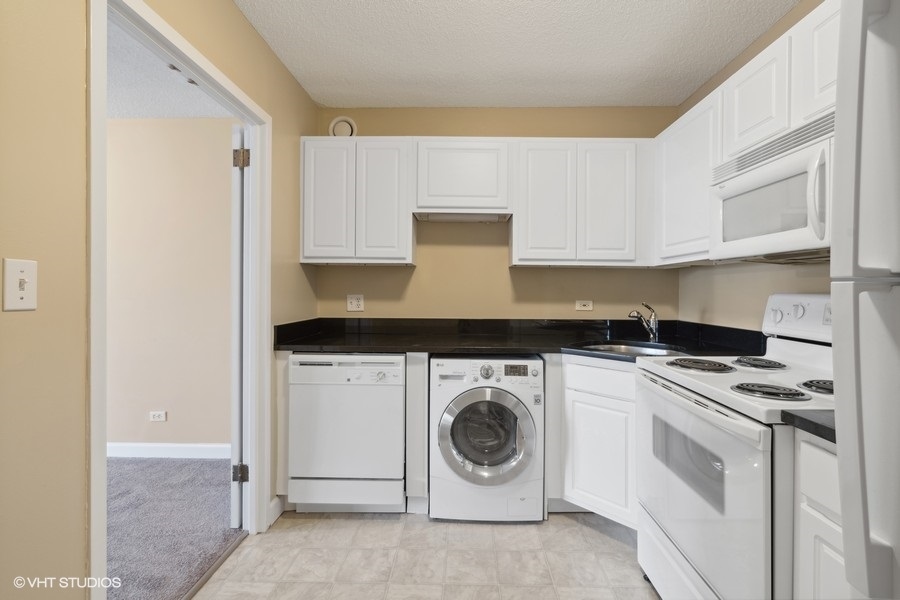 10 E ONTARIO Street Unit: 4103