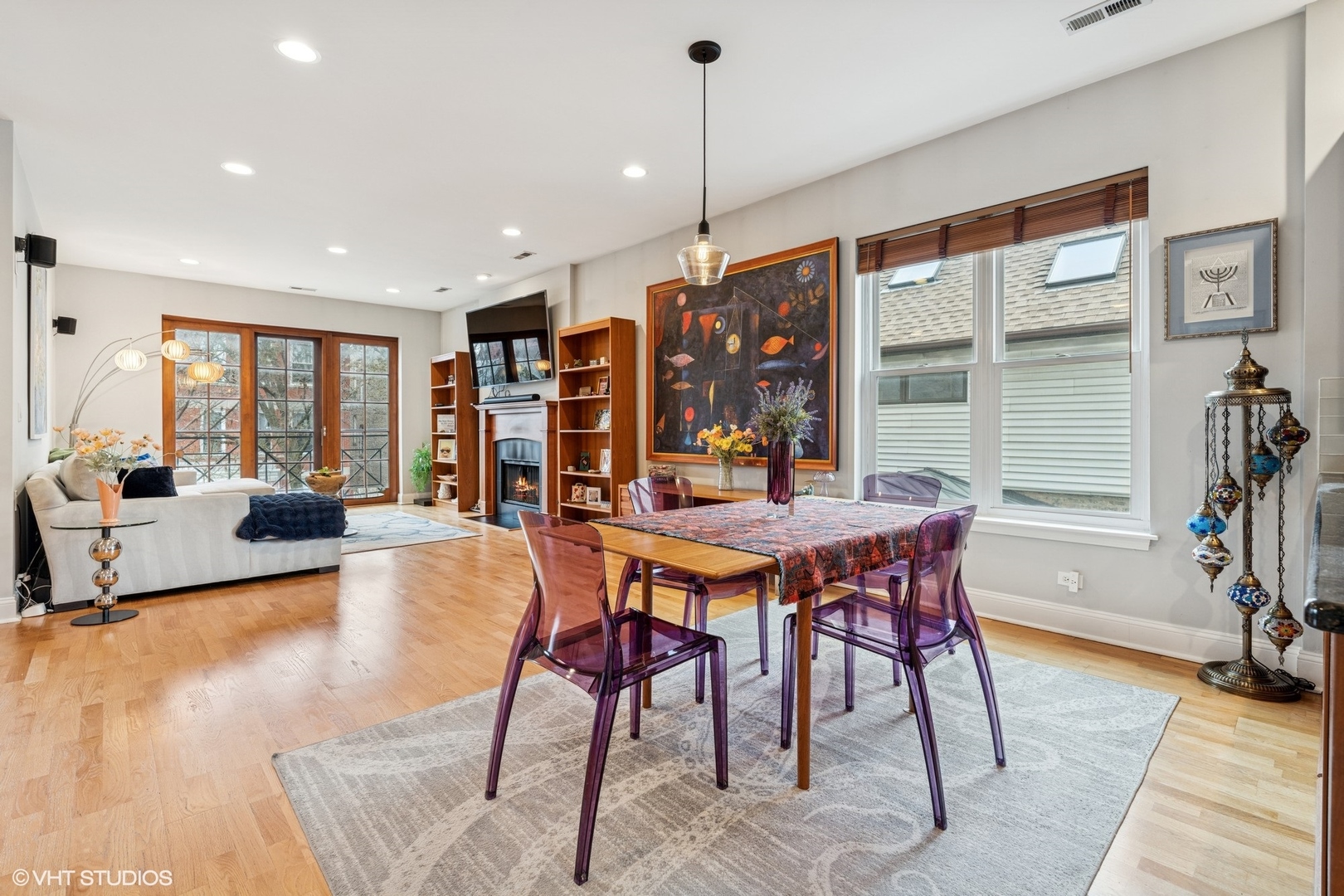 2327 W Medill Avenue Unit: 2