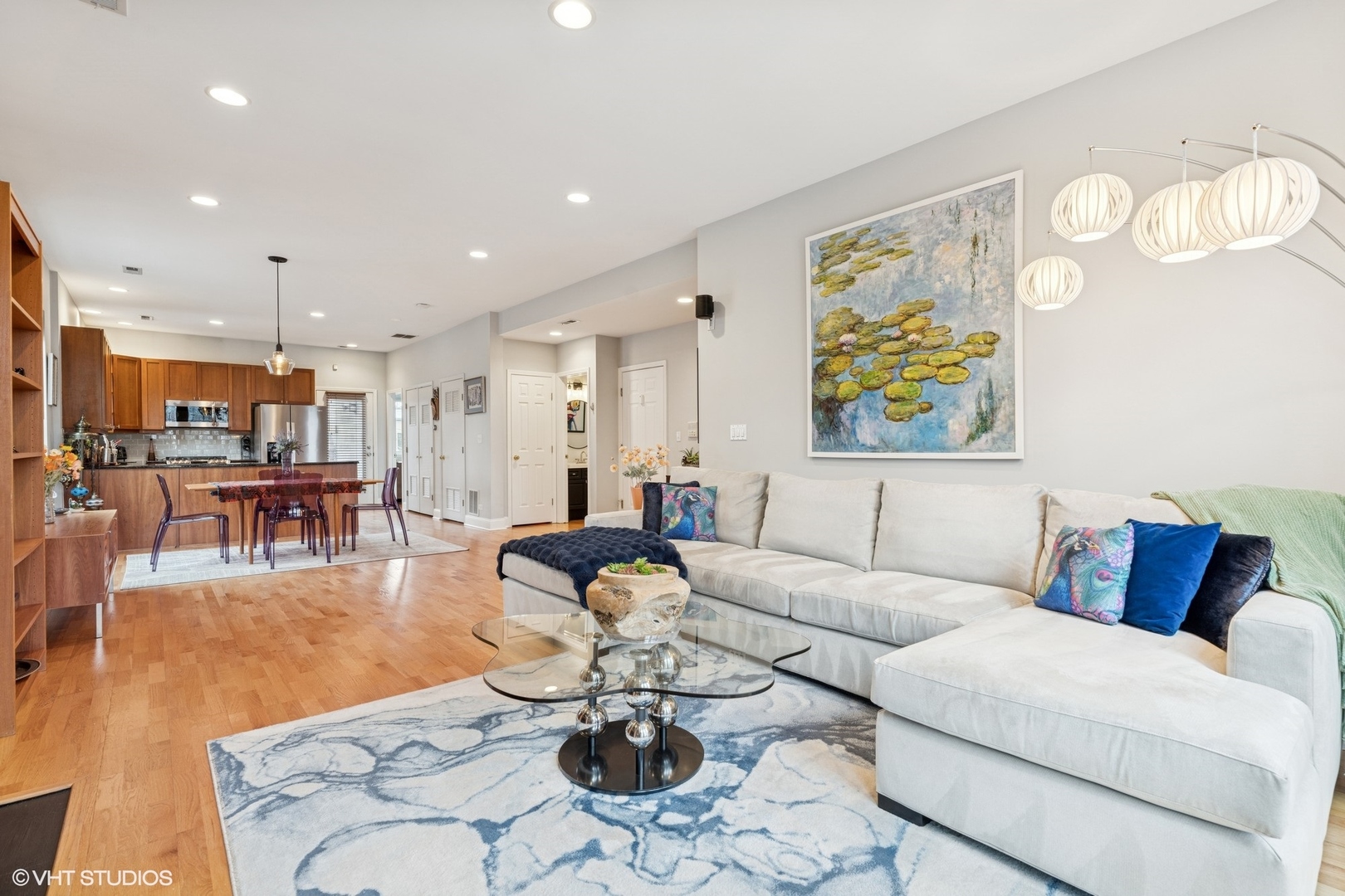 2327 W Medill Avenue Unit: 2