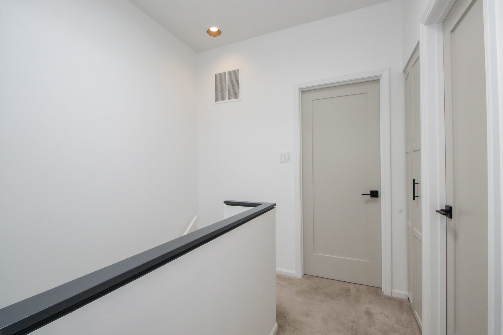 2809 N Wolcott Avenue Unit: D
