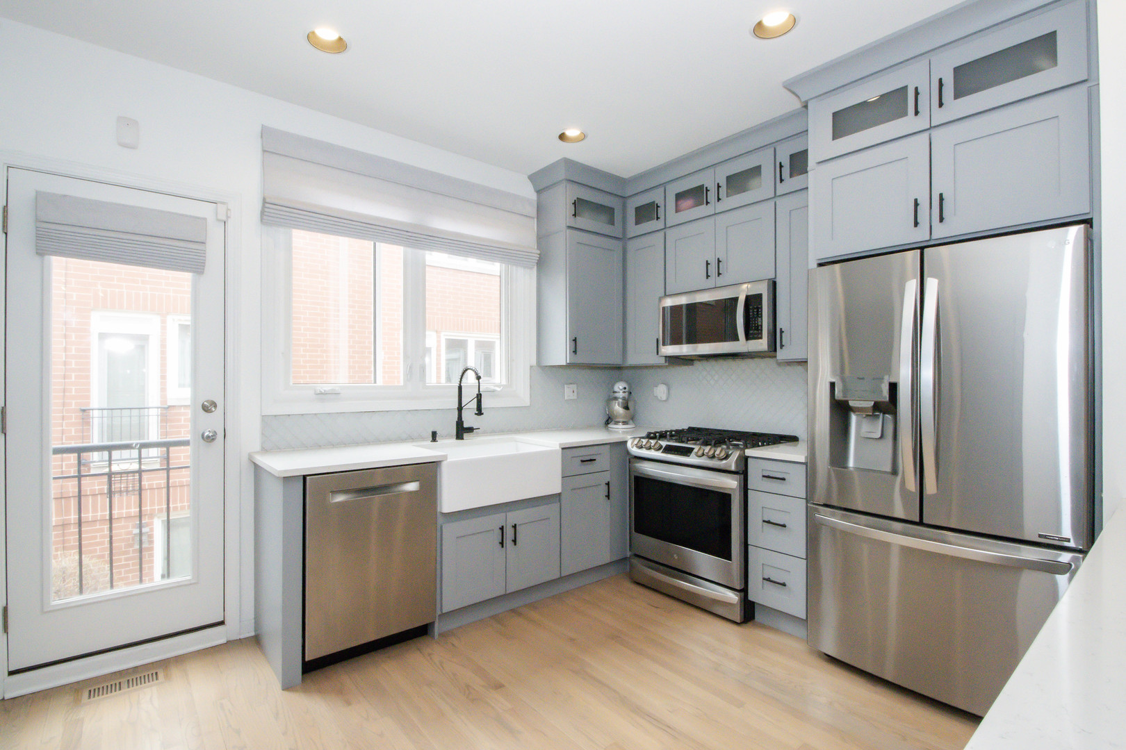 2809 N Wolcott Avenue Unit: D