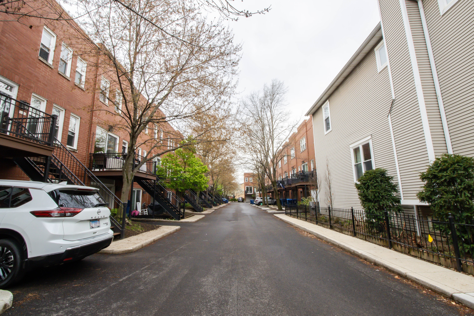 2809 N Wolcott Avenue Unit: D
