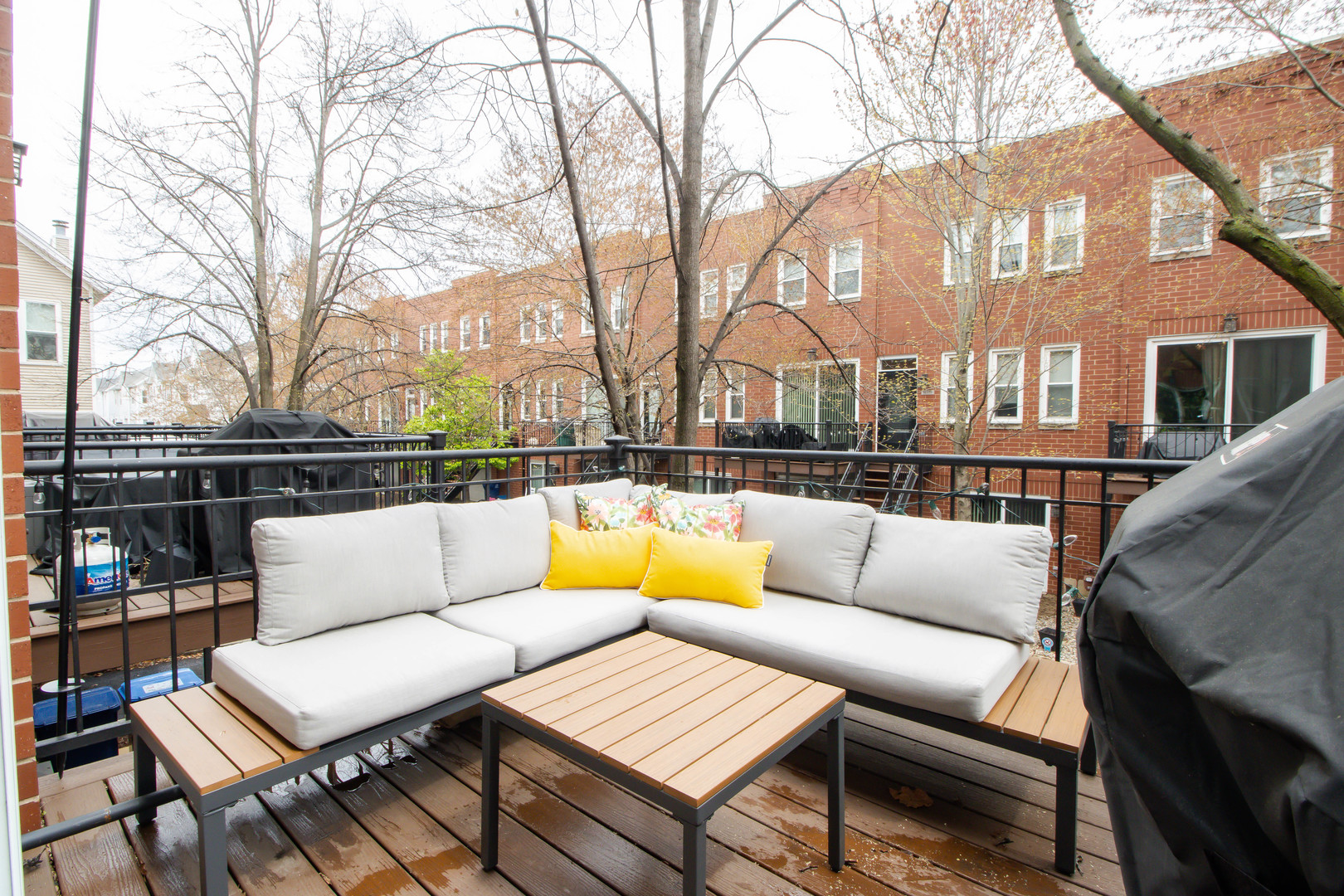 2809 N Wolcott Avenue Unit: D