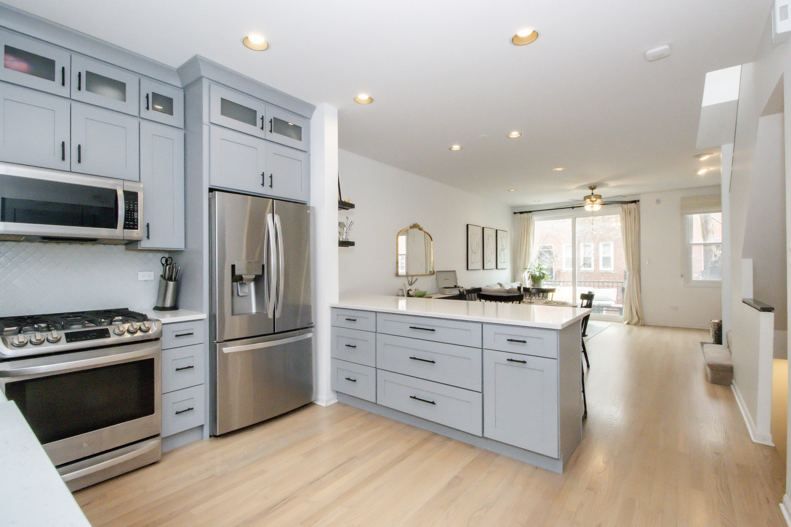 2809 N Wolcott Avenue Unit: D