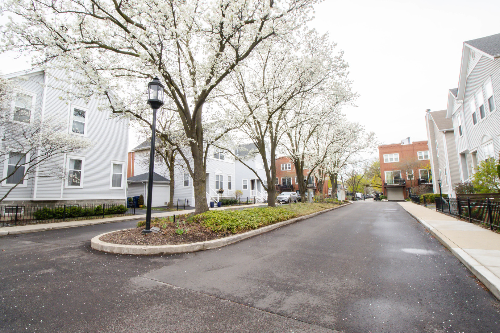 2809 N Wolcott Avenue Unit: D