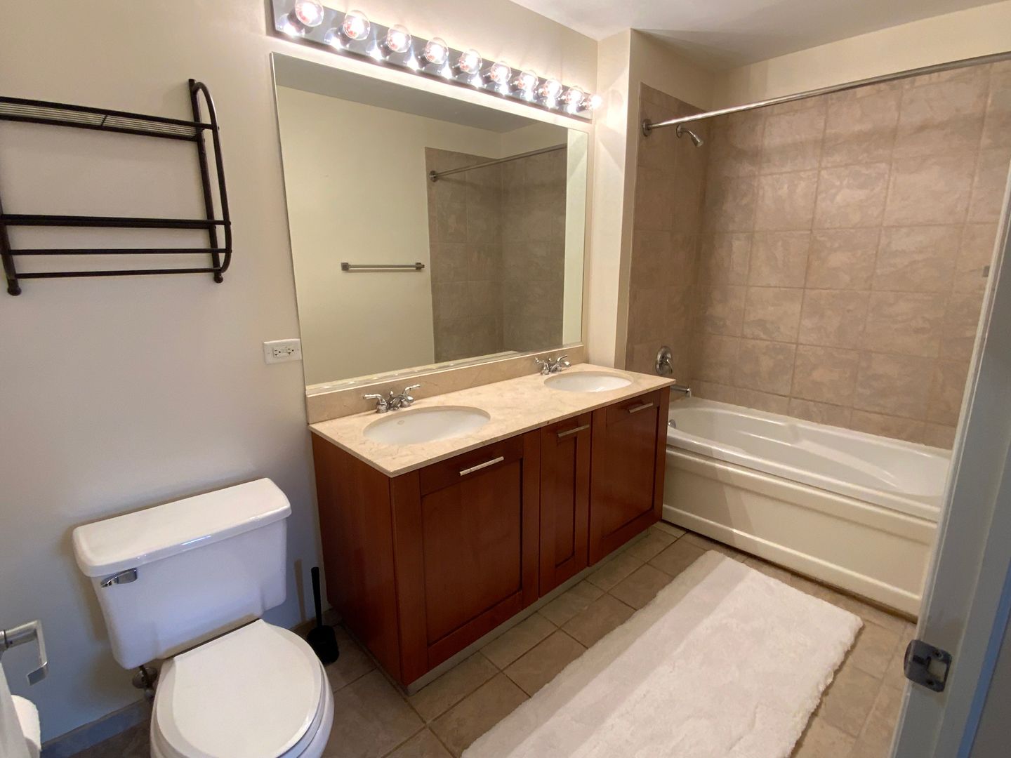 111 S Morgan Street Unit: 315