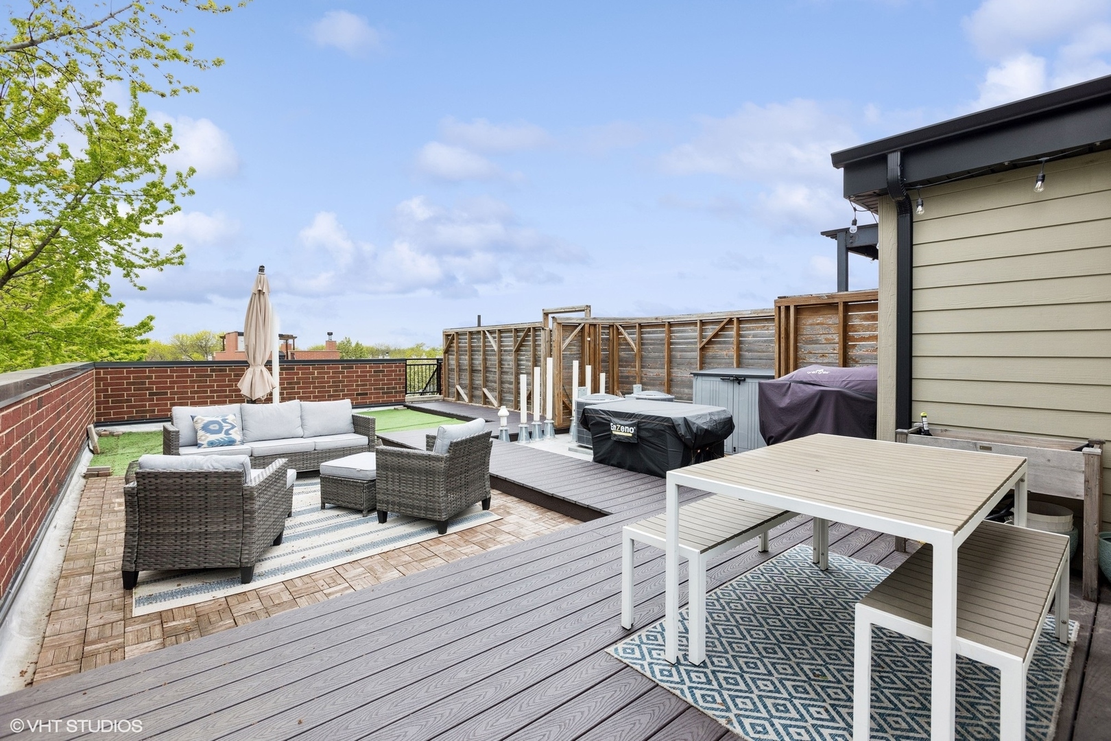 2700 N Wayne Avenue Unit: 3S