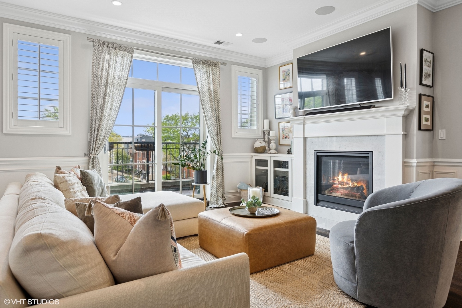 2700 N Wayne Avenue Unit: 3S