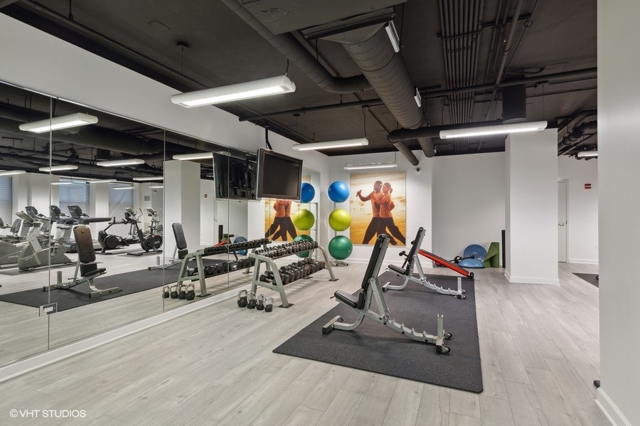 310 S Michigan Avenue Unit: 812