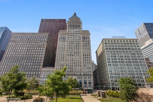310 S Michigan Avenue Unit: 812