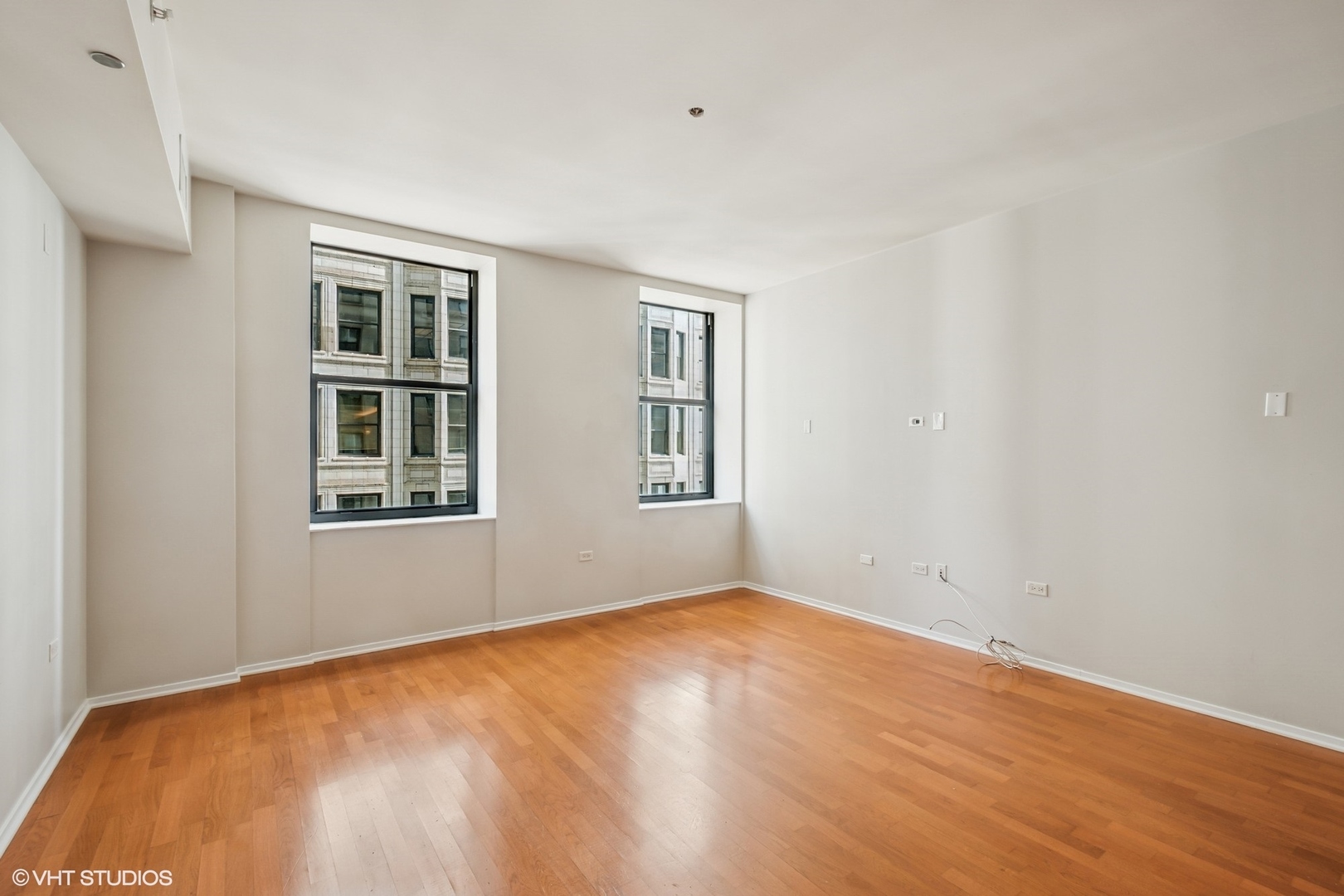 310 S Michigan Avenue Unit: 812