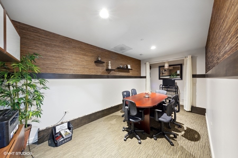 310 S Michigan Avenue Unit: 812