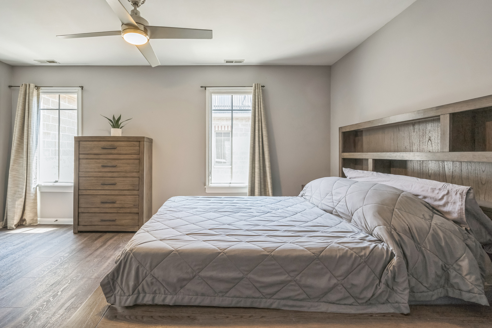 641 S Maple Avenue Unit: I