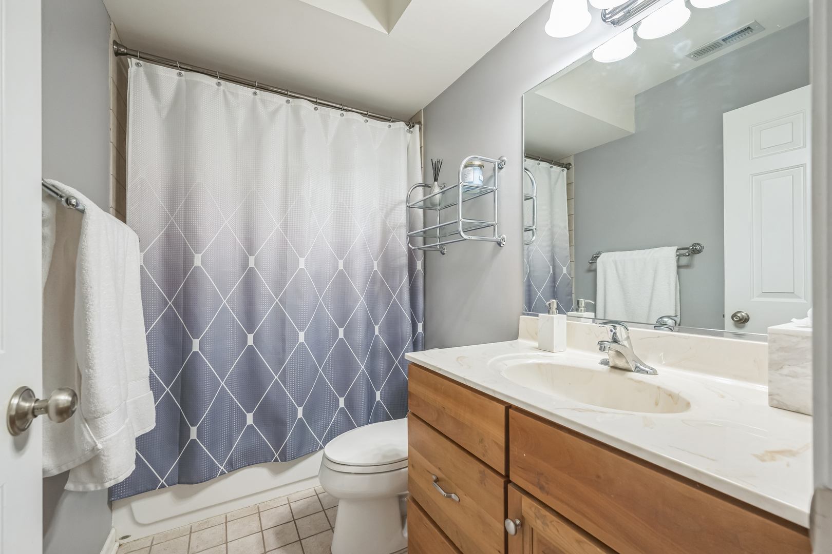 641 S Maple Avenue Unit: I