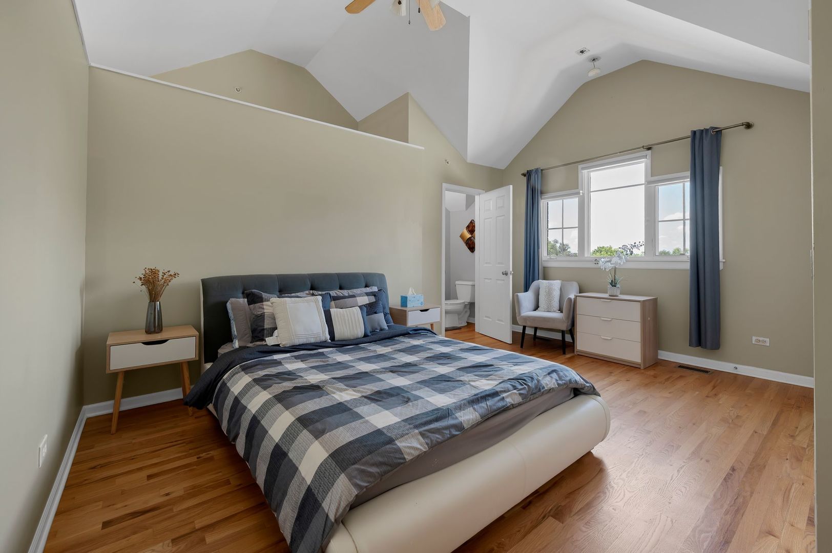 641 S Maple Avenue Unit: I