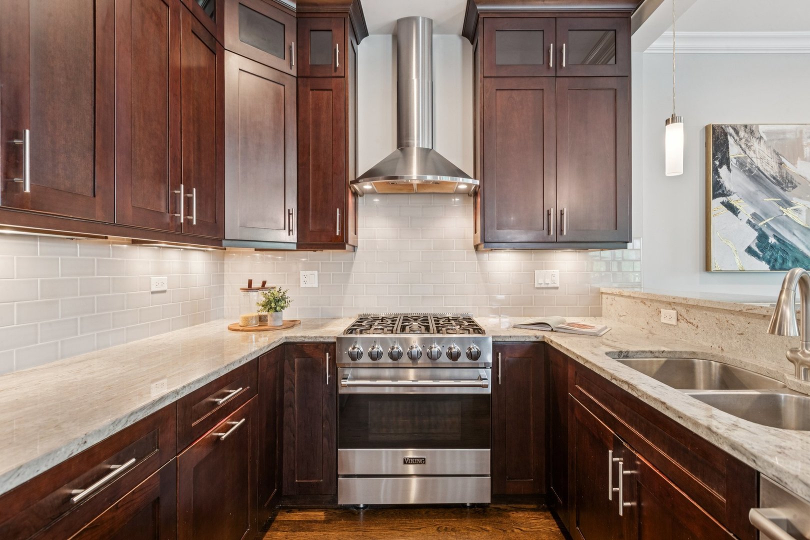 450 N Sangamon Street Unit: 4