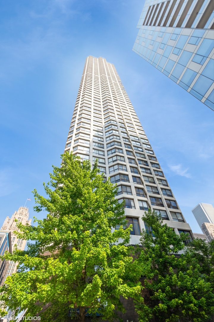 405 N Wabash Avenue Unit: 1901