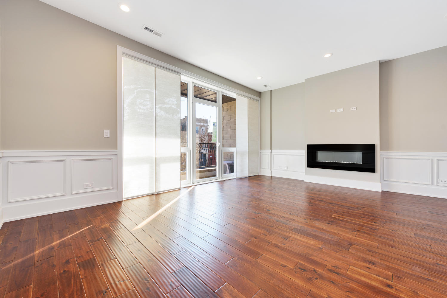 2518 W Division Avenue Unit: 1SE