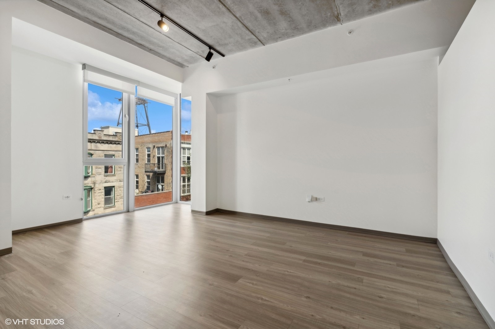 1920 N Milwaukee Avenue Unit: 501