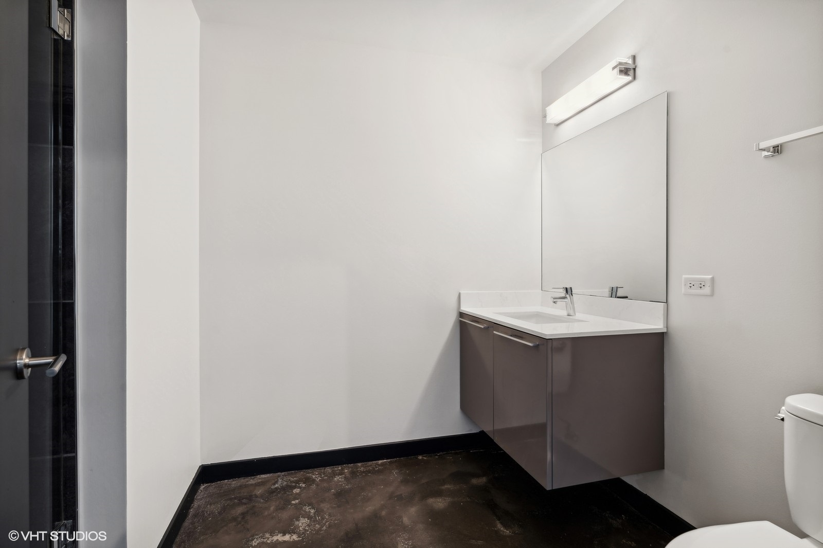 1647 N Milwaukee Avenue Unit: 301