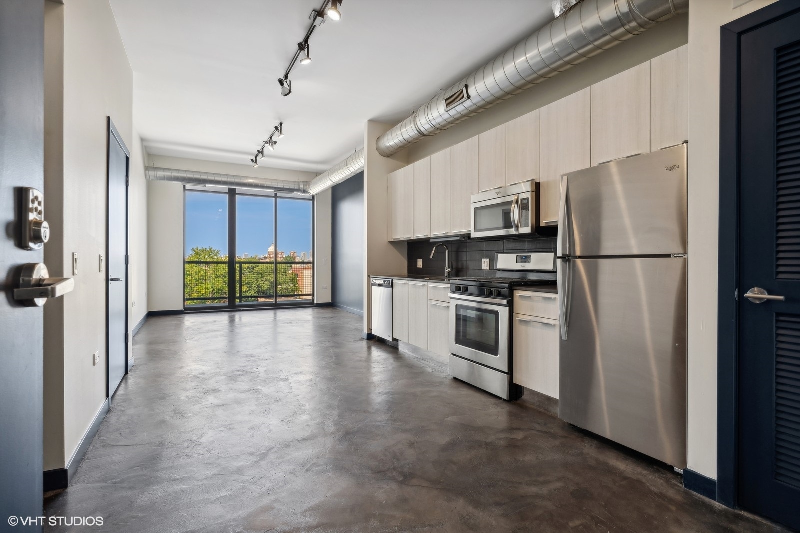 1647 N Milwaukee Avenue Unit: 301