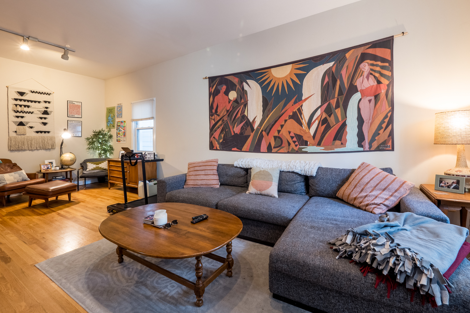 1920 W School Street