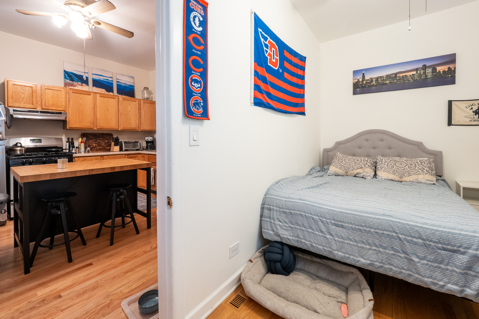 1920 W School Street