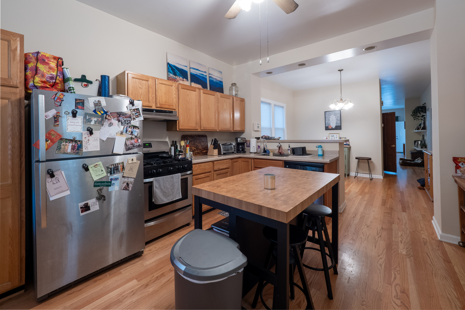 1920 W School Street