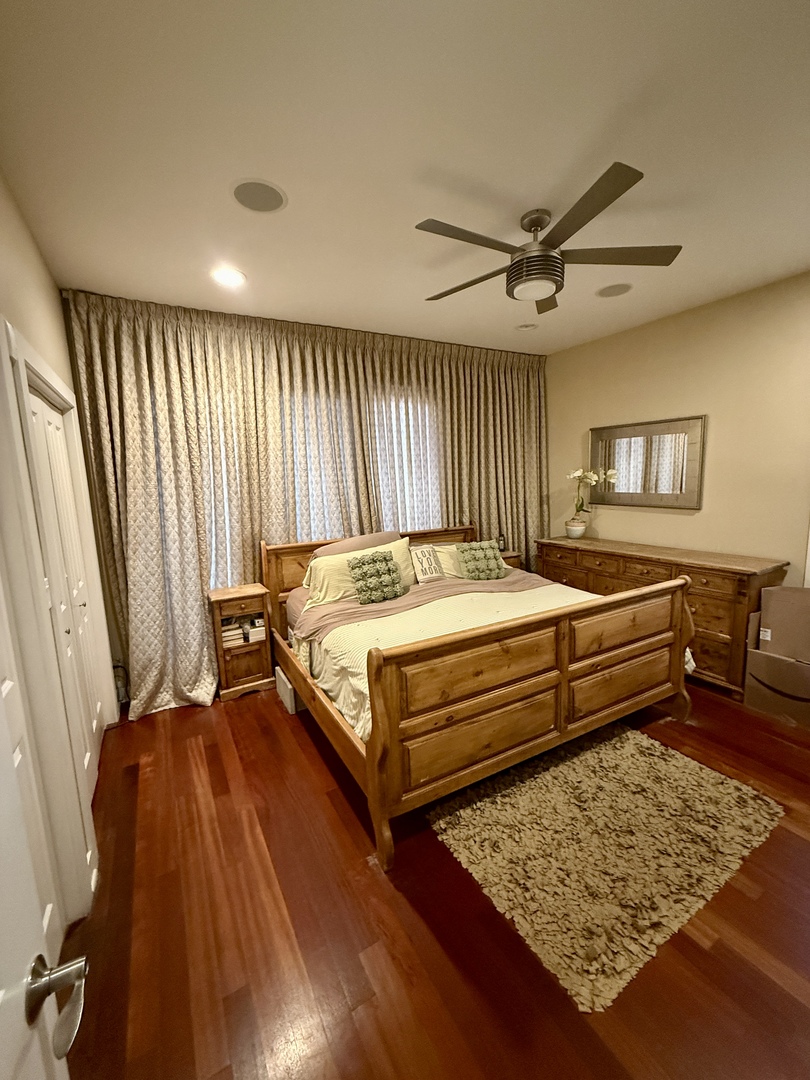 1621 W Le Moyne Street Unit: 1W