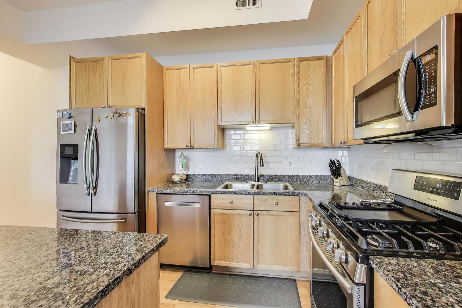 1464 S Michigan Avenue Unit: 1904