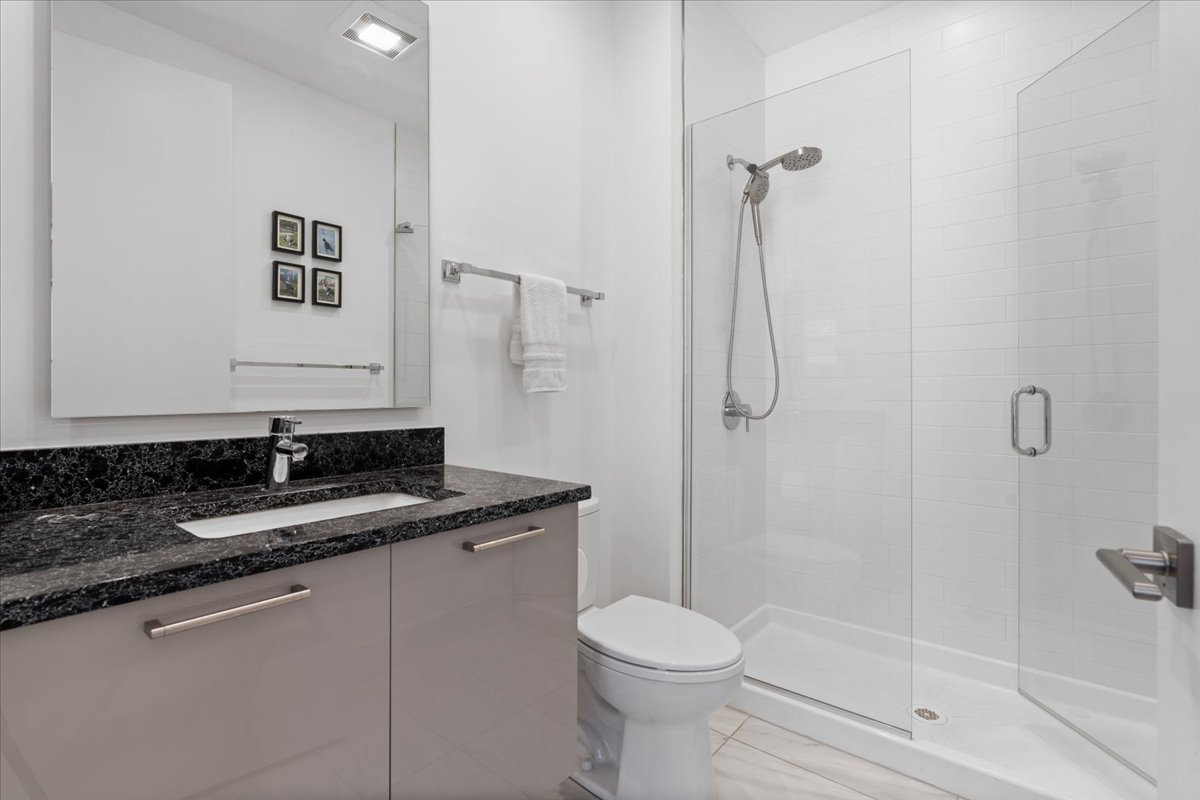 367 W Locust Street Unit: 506