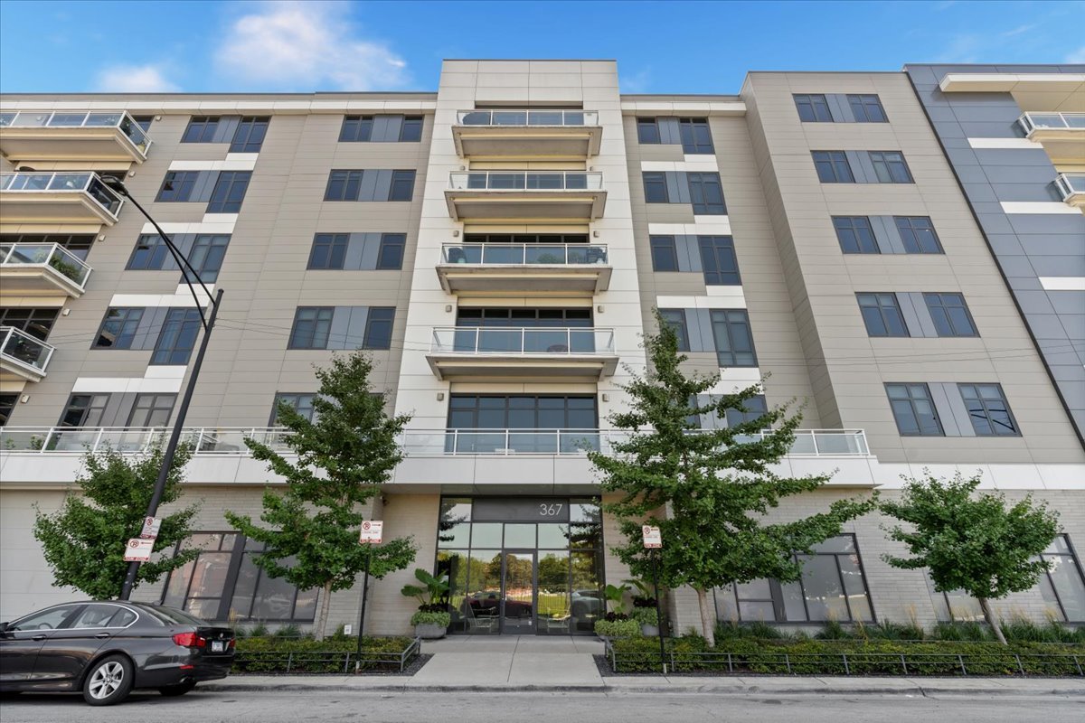 367 W Locust Street Unit: 506