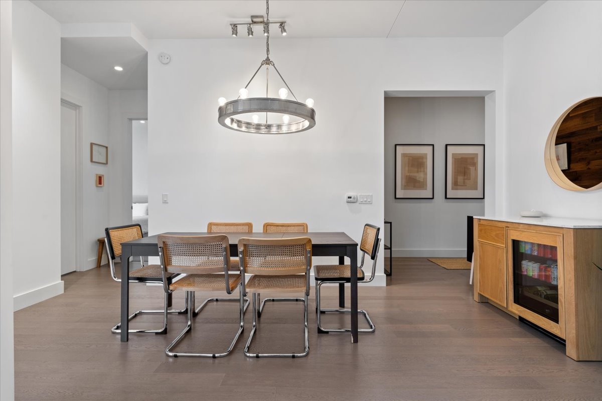 367 W Locust Street Unit: 506