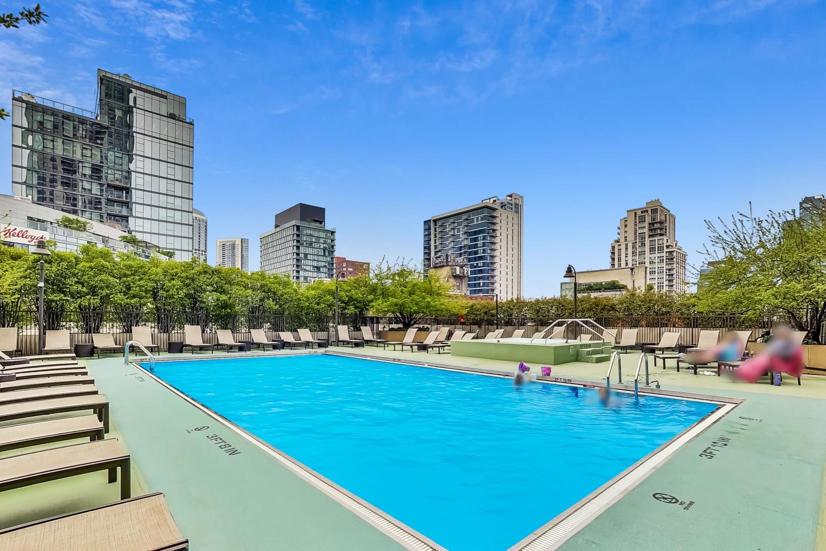 400 N LASALLE Drive Unit: 2212