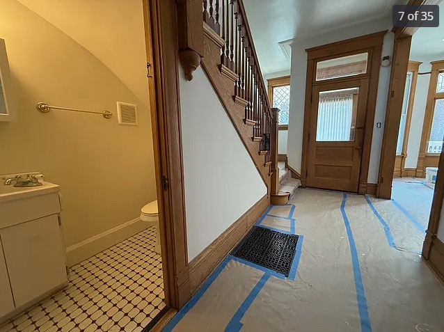 3706 N Wilton Avenue