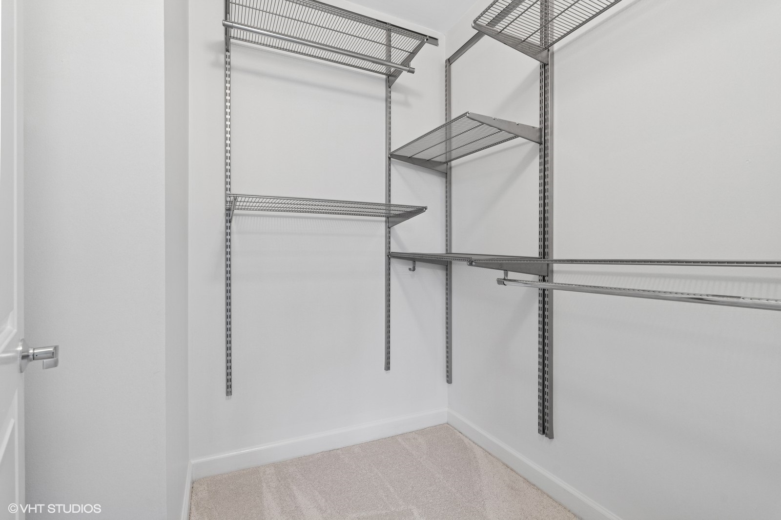 420 E Waterside Drive Unit: 1103