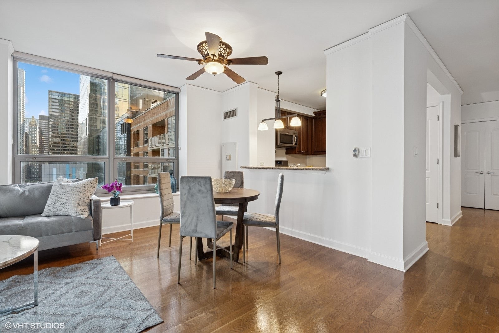 420 E Waterside Drive Unit: 1103