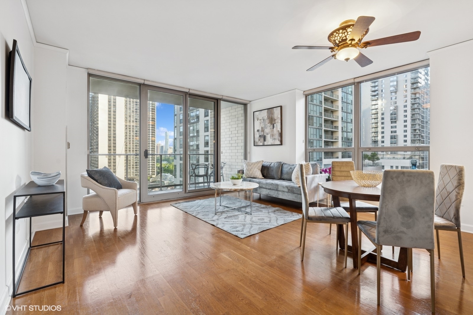 420 E Waterside Drive Unit: 1103