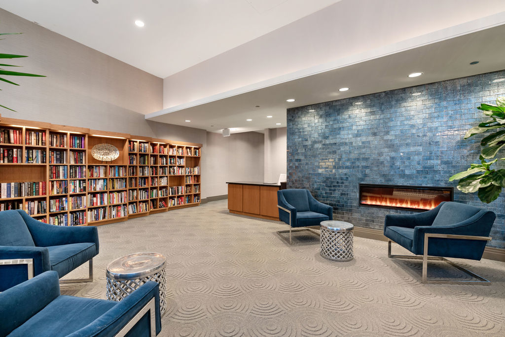 420 E Waterside Drive Unit: 1103