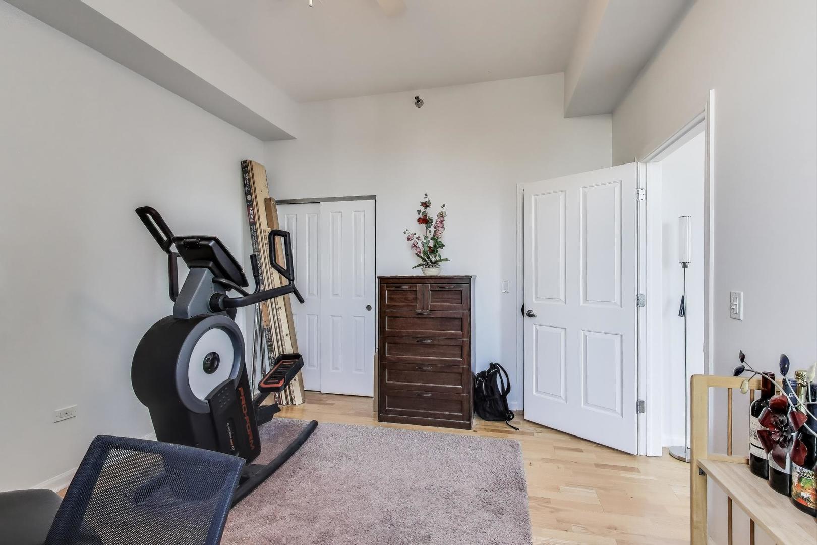 1464 S Michigan Avenue Unit: 1904