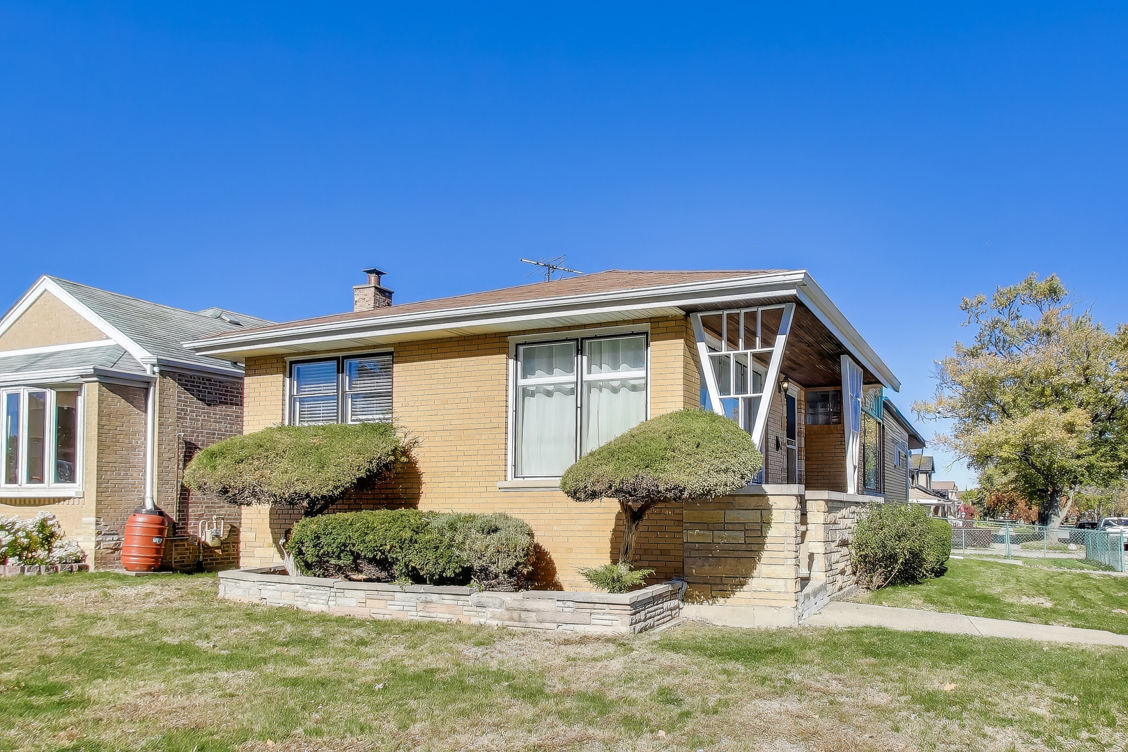 10252 S Fairfield Avenue