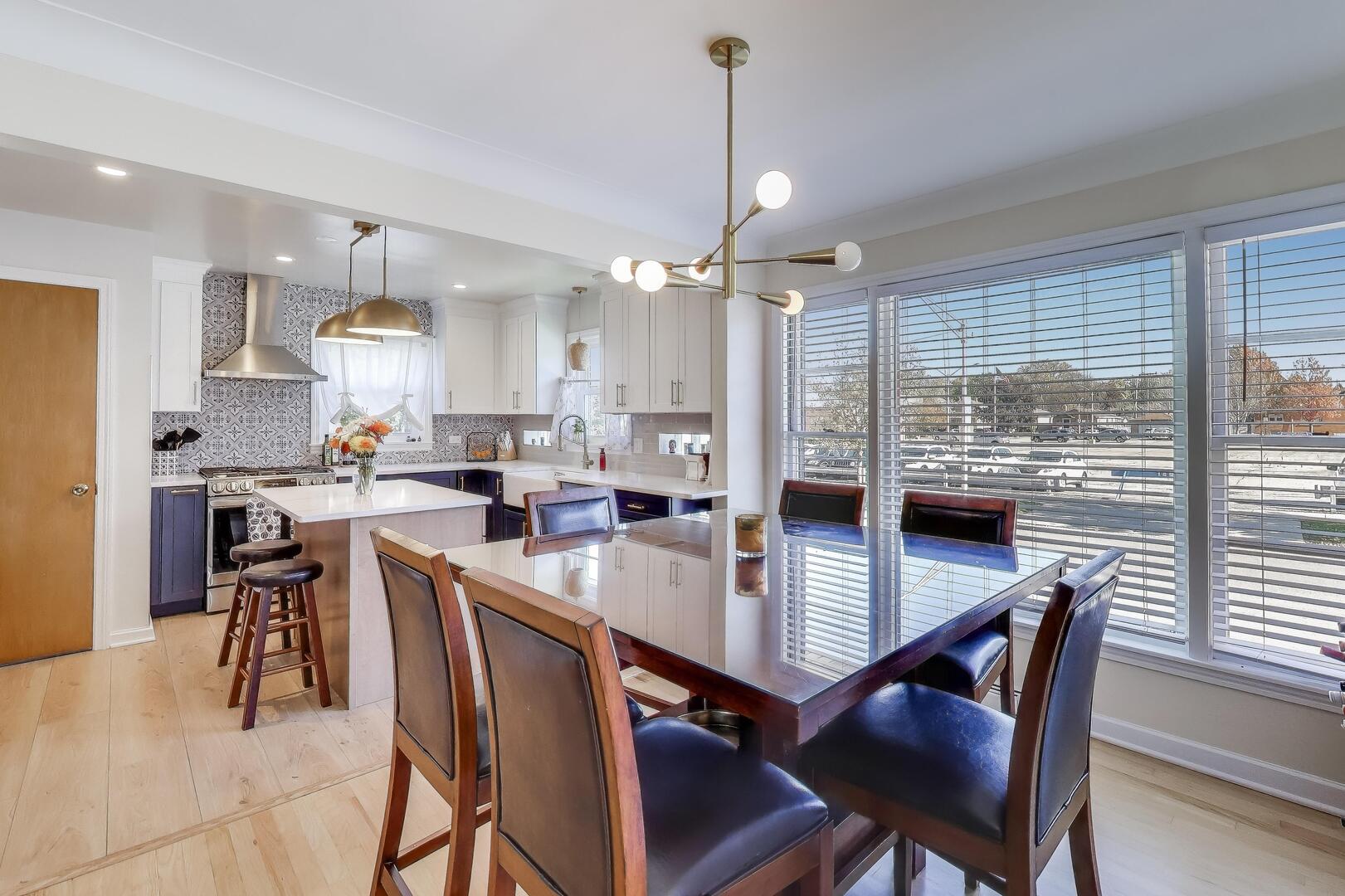 10252 S Fairfield Avenue