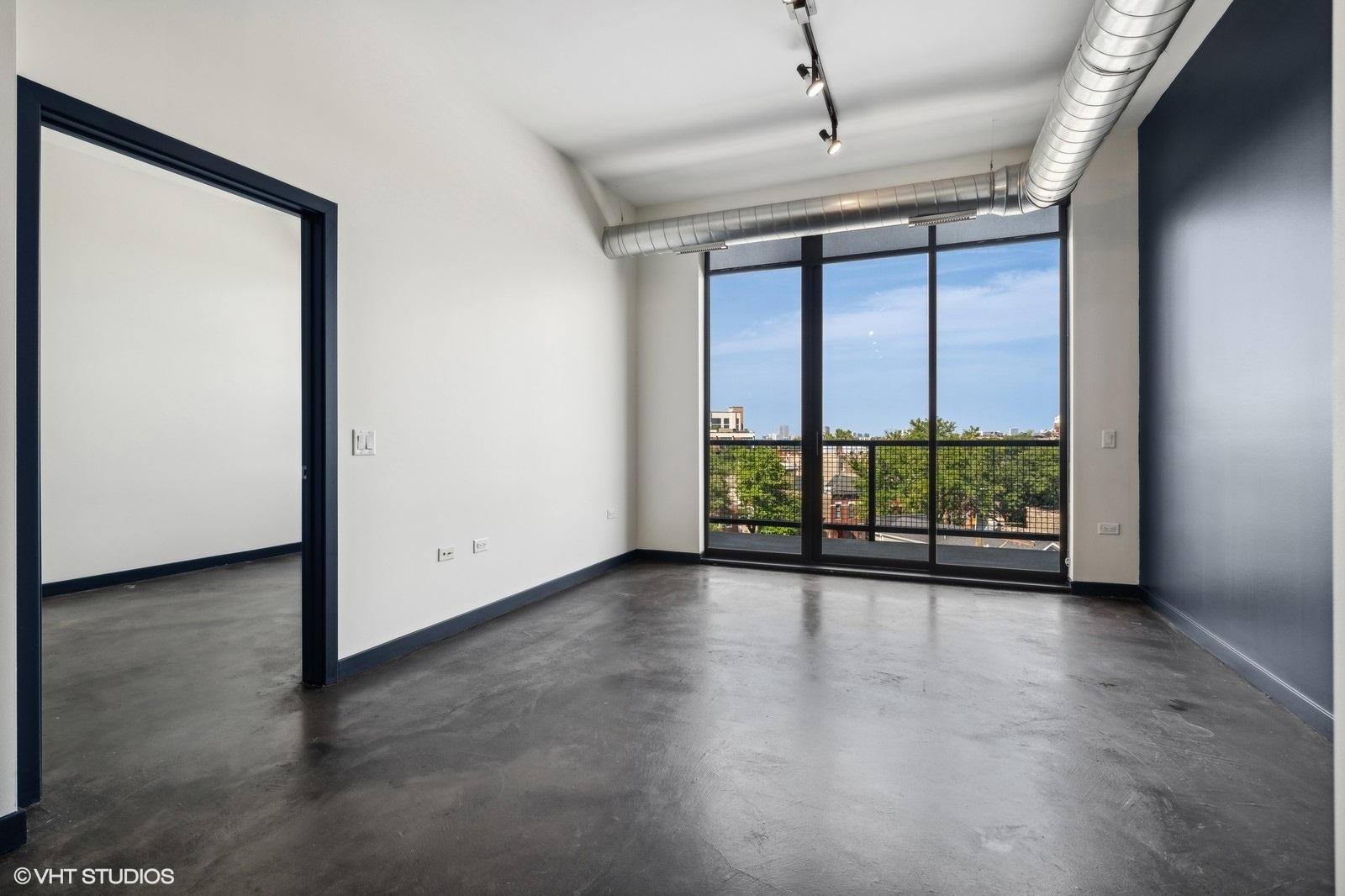 1647 N Milwaukee Avenue Unit: 204
