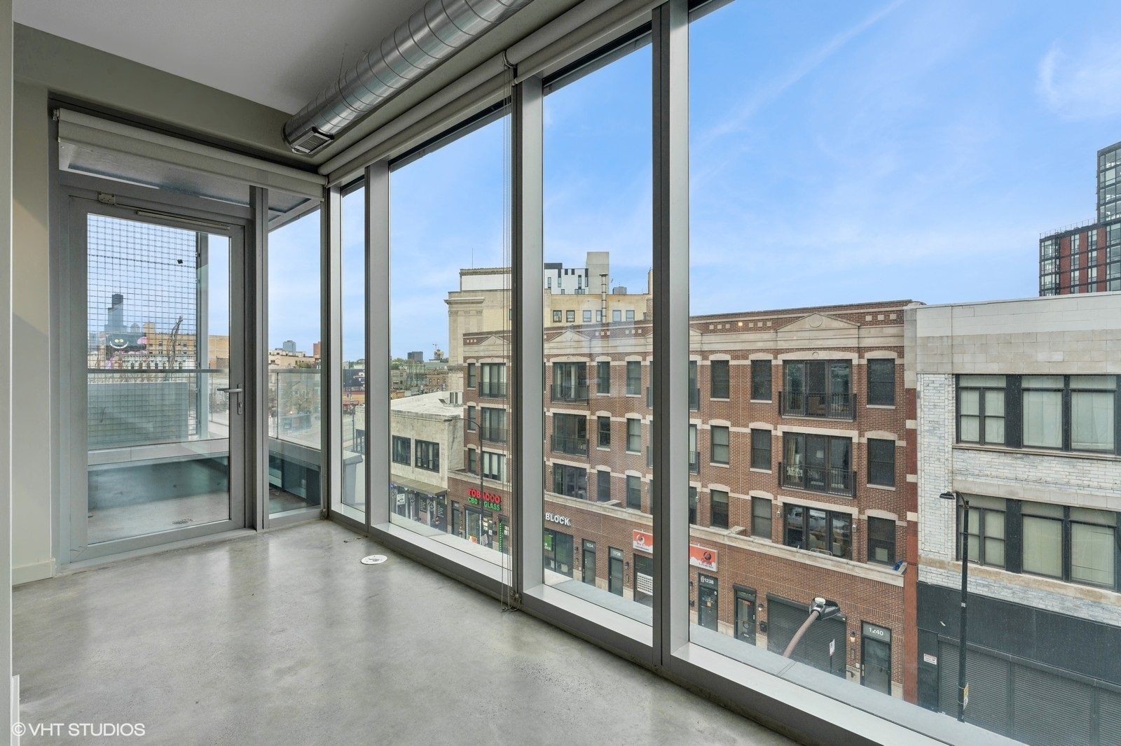 1241 N MILWAUKEE Avenue Unit: 401
